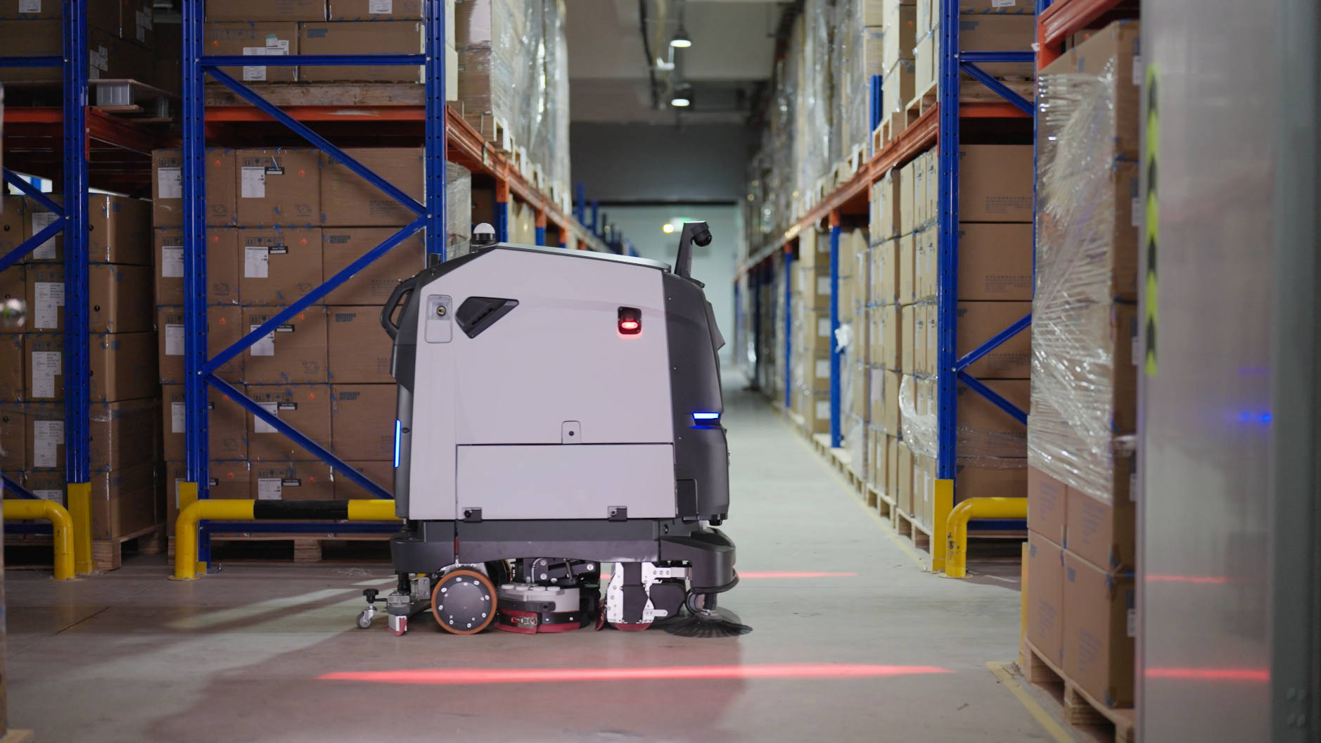BG1 Cleaning Robot in Warehouse