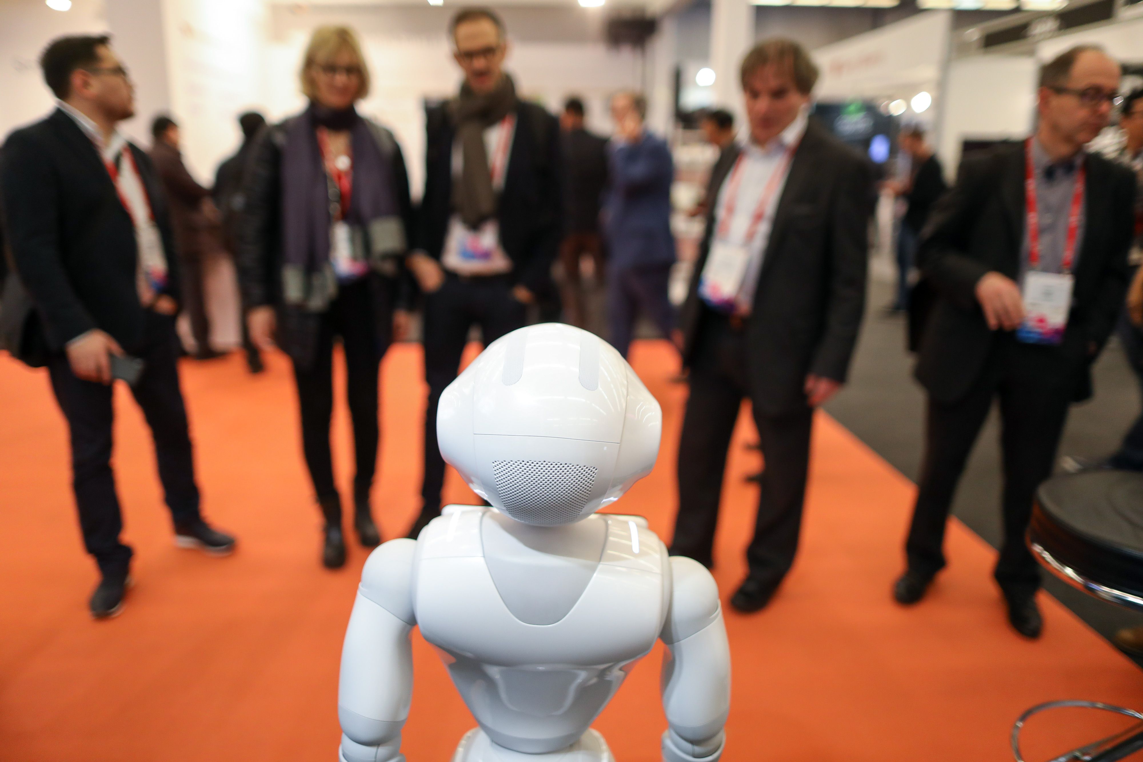 robot-2